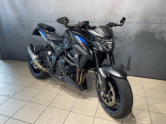Suzuki GSX-S 750 A2 4 of 18