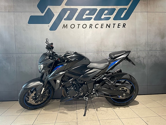 Suzuki GSX-S 750 A2 14 of 18