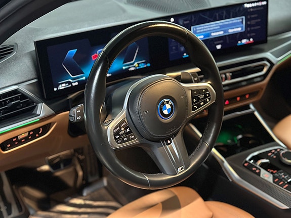 BMW 330e 17 of 30