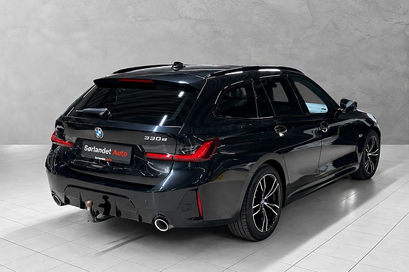 BMW 330e 9 of 30