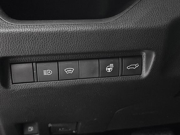 Toyota RAV4 25 of 30