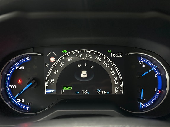 Toyota RAV4 24 of 30