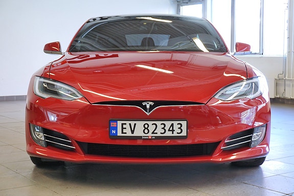 Tesla Model S 2 of 30