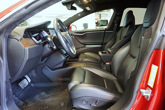 Tesla Model S 10 of 30
