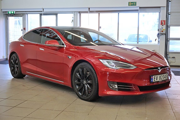 Tesla Model S 4 of 30