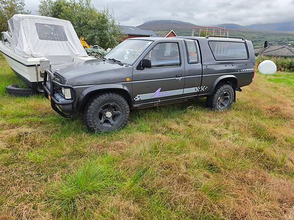 Nissan King Cab 5 of 9