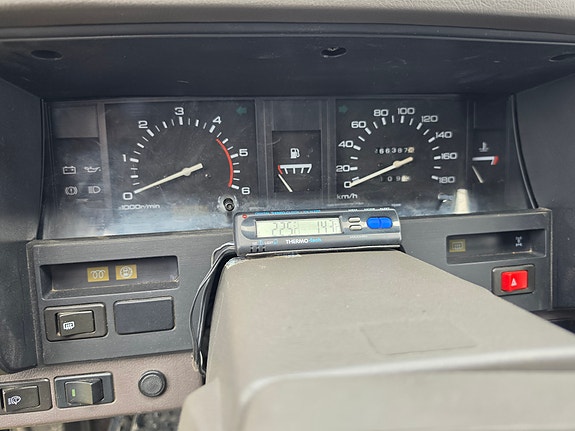 Nissan King Cab 8 of 9