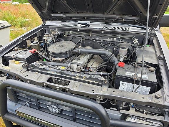 Nissan King Cab 7 of 9