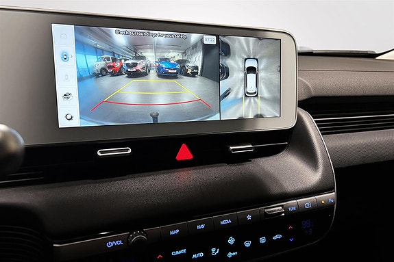 Hyundai Ioniq 5 13 of 17