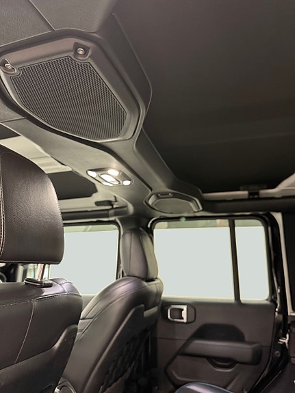 Jeep Wrangler 29 of 30