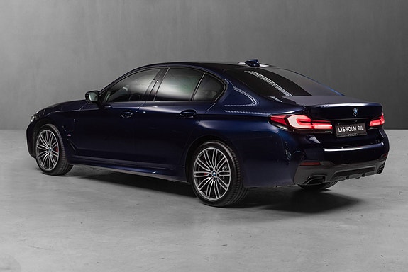 BMW 530e 8 of 30