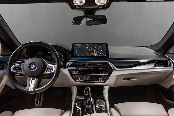 BMW 530e 13 of 30