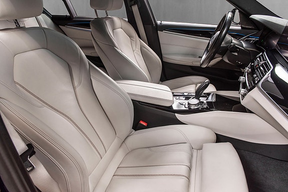 BMW 530e 11 of 30