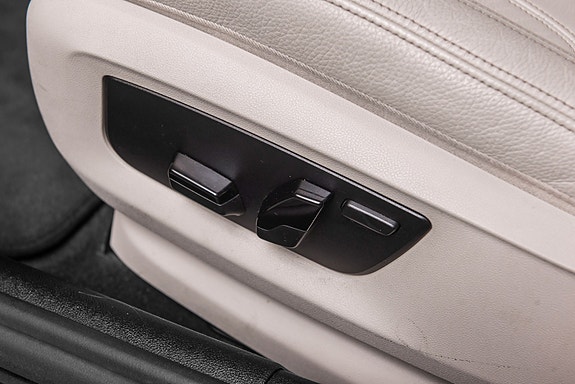BMW 530e 17 of 30