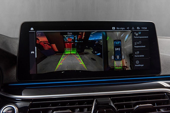 BMW 530e 28 of 30