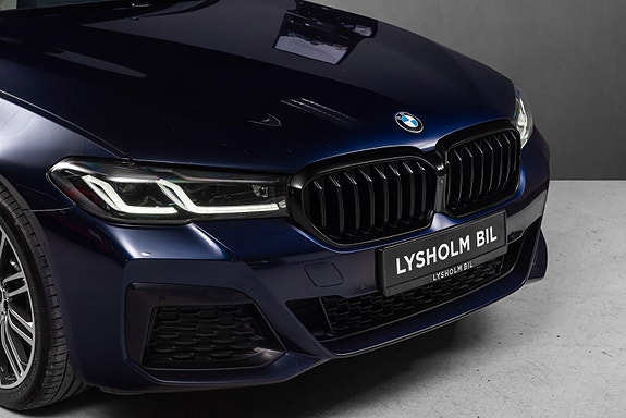 BMW 530e 3 of 30