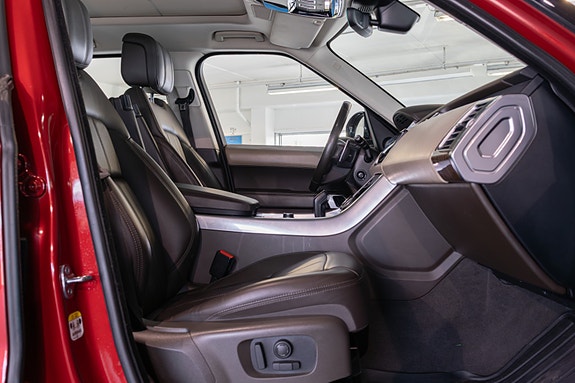 Land Rover Range Rover Sport 20 of 21