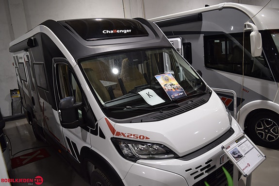 Challenger X250 OPEN EDITION Fiat Ducato 140 hk 2,2l auto 2 of 30