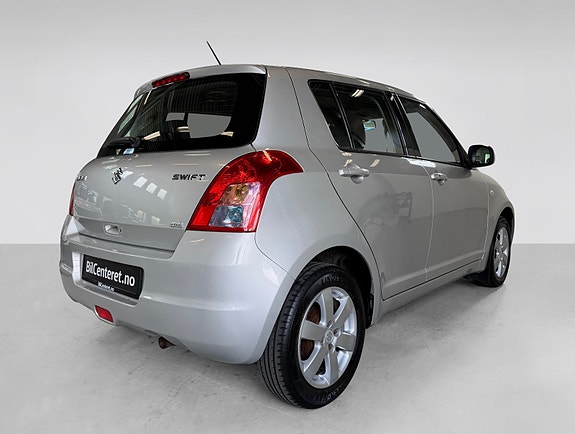 Suzuki Swift 4 of 24