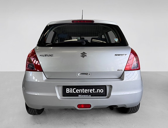 Suzuki Swift 5 of 24
