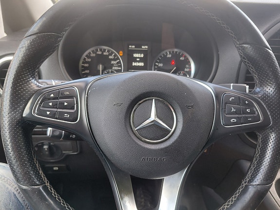 Mercedes-Benz Vito 119 26 of 30