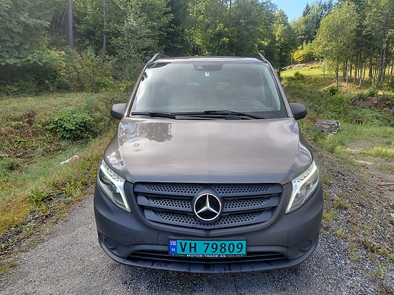 Mercedes-Benz Vito 119 9 of 30