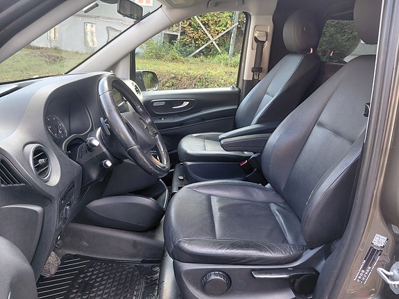Mercedes-Benz Vito 119 17 of 30
