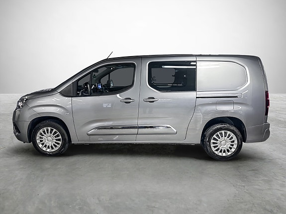 Toyota Proace City 2 of 25
