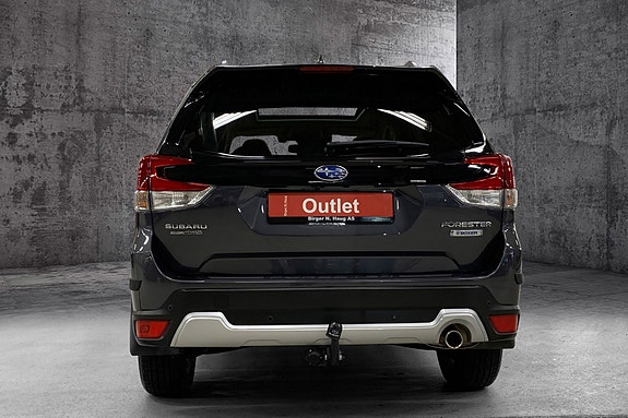 Subaru Forester 3 of 18