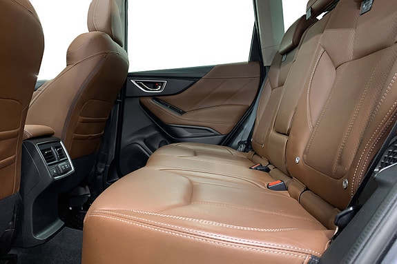 Subaru Forester 15 of 18