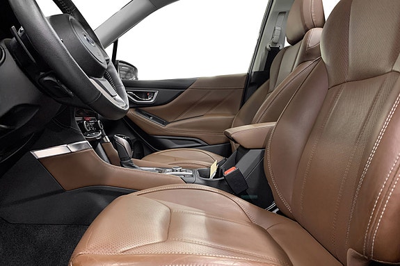 Subaru Forester 5 of 18