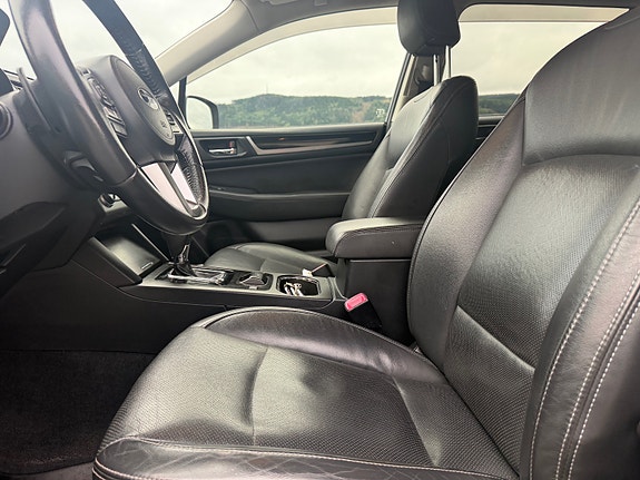 Subaru Outback 14 of 24