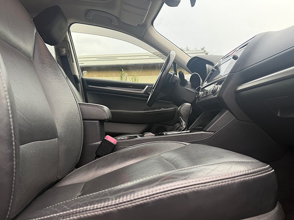 Subaru Outback 15 of 24