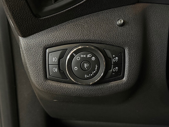 Ford Transit Connect 23 of 27