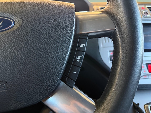 Ford Kuga 23 of 30