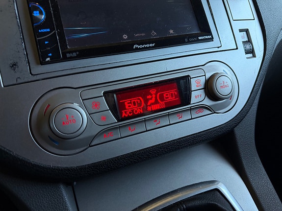 Ford Kuga 21 of 30