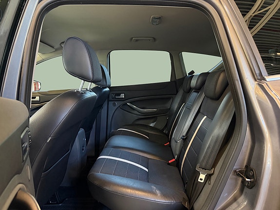 Ford Kuga 15 of 30
