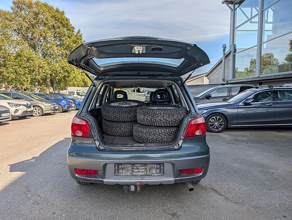 Mitsubishi Outlander 5 of 16