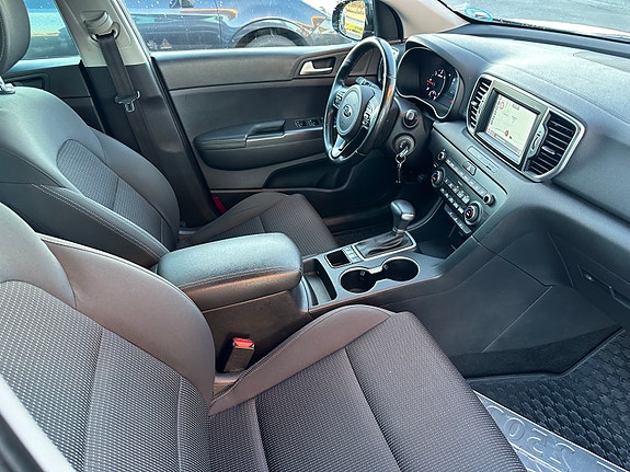 Kia Sportage 10 of 26