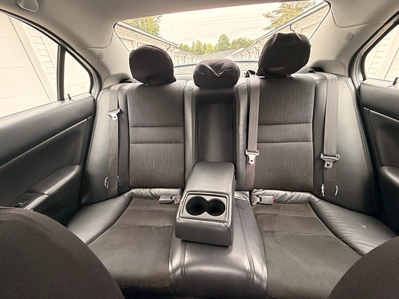 Honda Accord 27 of 27