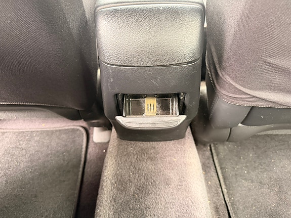 Honda Accord 16 of 27
