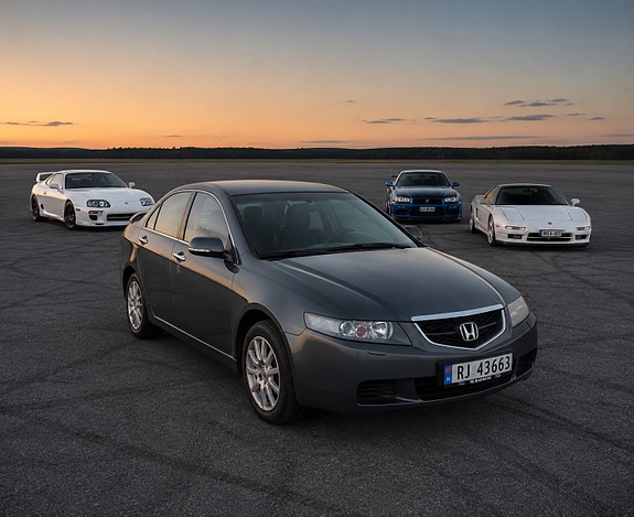 Honda Accord 3 of 27