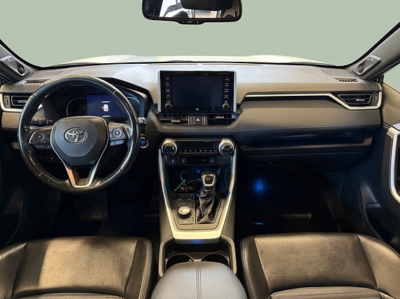 Toyota RAV4 15 of 30