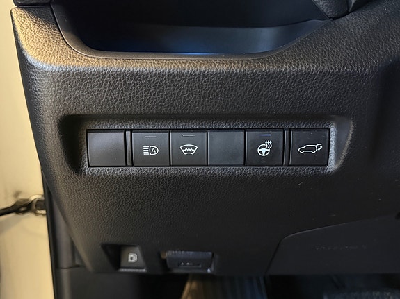 Toyota RAV4 19 of 30