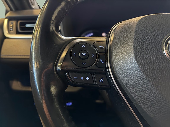 Toyota RAV4 26 of 30