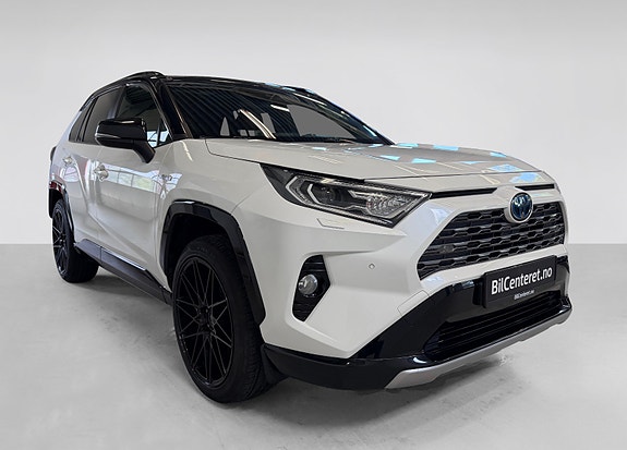 Toyota RAV4 3 of 30