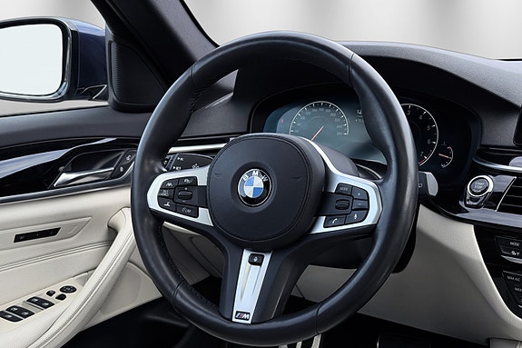 BMW 540i 21 of 30