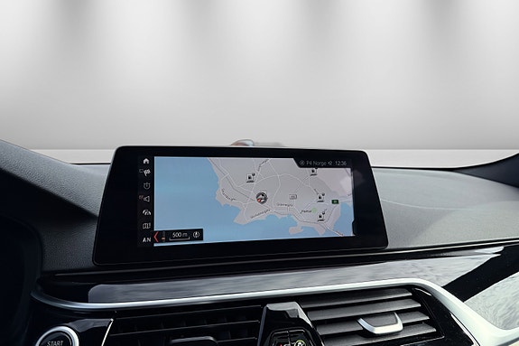 BMW 540i 29 of 30