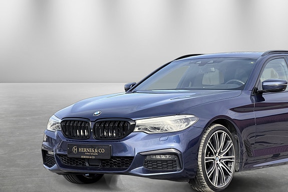 BMW 540i 2 of 30
