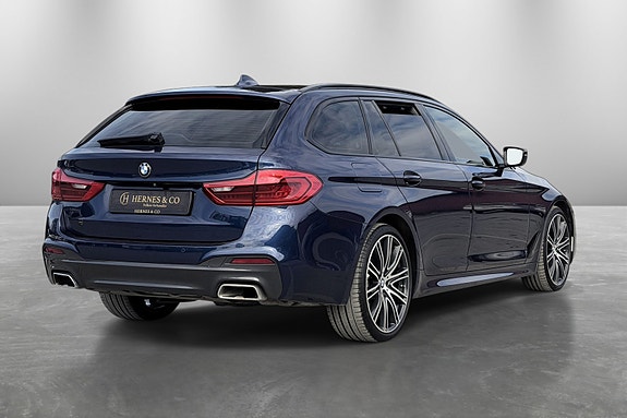 BMW 540i 5 of 30